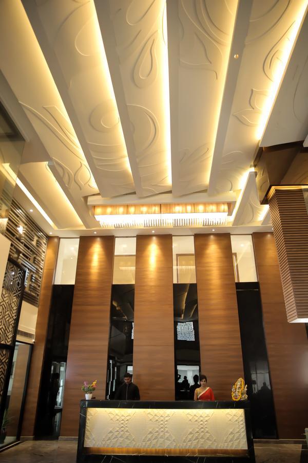 The Amayaa Hotel Varanasi Exterior photo